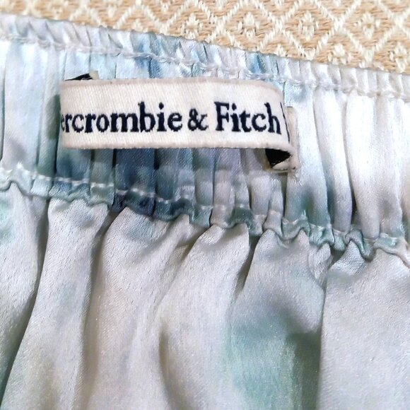 Pleated Skirt - Picture 3 of 3